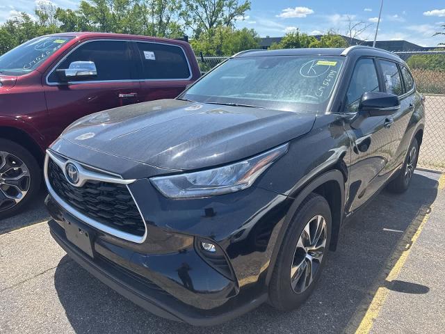 2024 Toyota Highlander Hybrid XLE