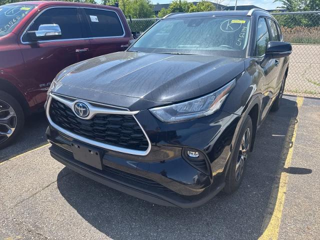 2024 Toyota Highlander Hybrid XLE