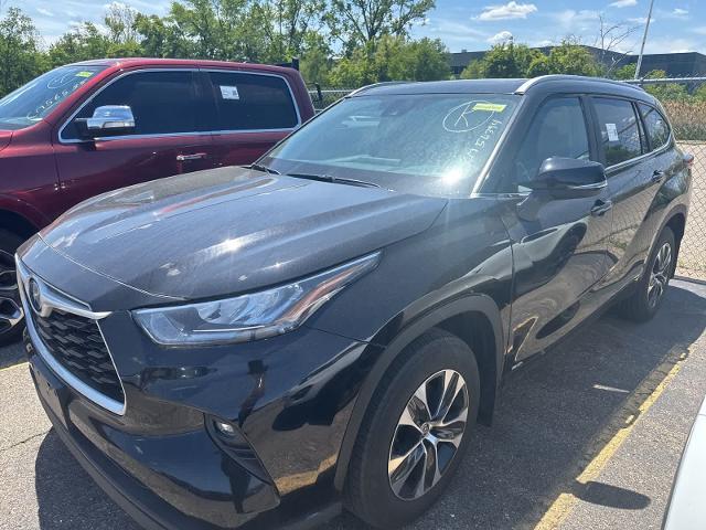 2024 Toyota Highlander Hybrid XLE