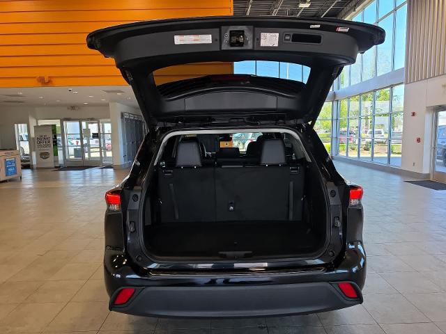 2024 Toyota Highlander Hybrid XLE