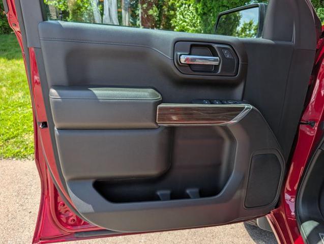 2022 Chevrolet Silverado 1500 4WD Crew Cab Short Bed LT Trail Boss