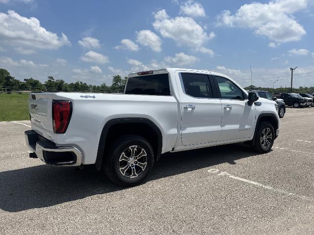2026 GMC Sierra 1500 Crew Cab, Short Bed, SLT, 4WD