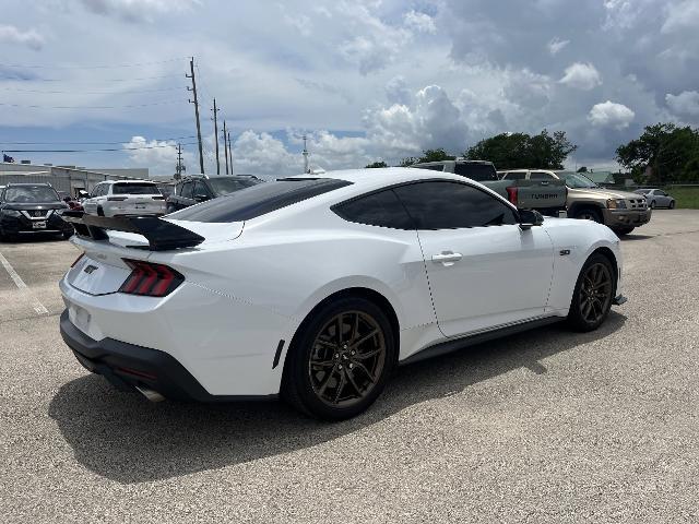 2024 Ford Mustang GT Premium Fastback