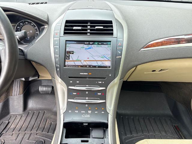2013 Lincoln MKZ Base