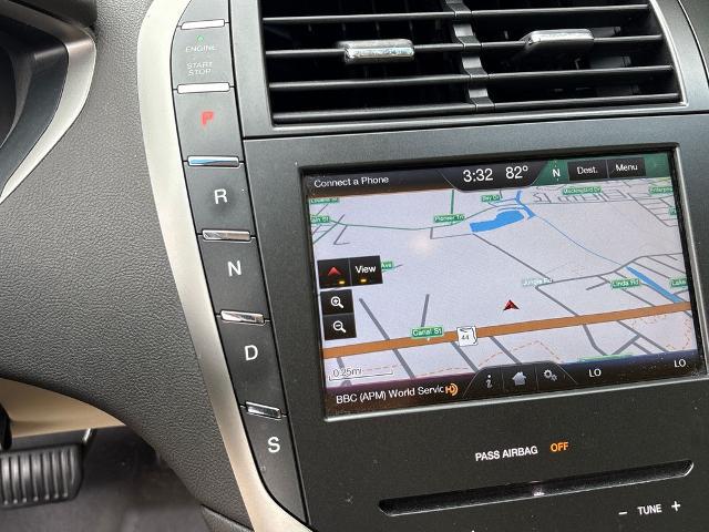 2013 Lincoln MKZ Base