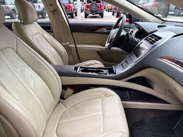 2013 Lincoln MKZ Base