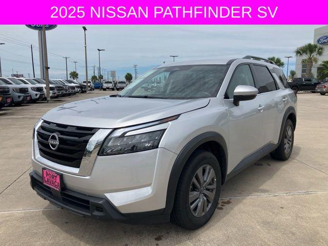 2025 Nissan Pathfinder SV FWD