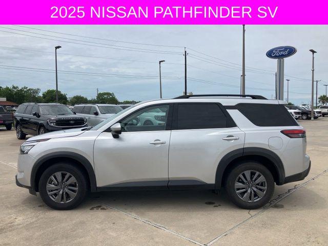 2025 Nissan Pathfinder SV FWD