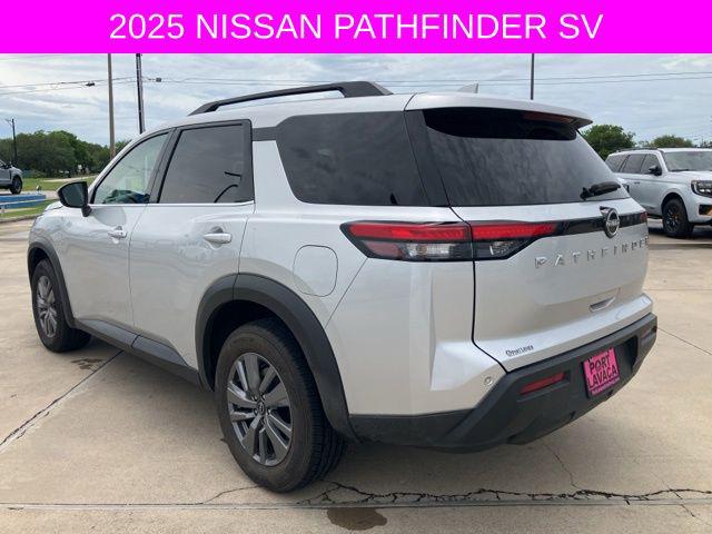 2025 Nissan Pathfinder SV FWD