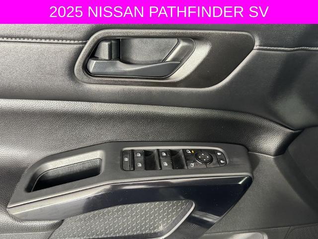 2025 Nissan Pathfinder SV FWD