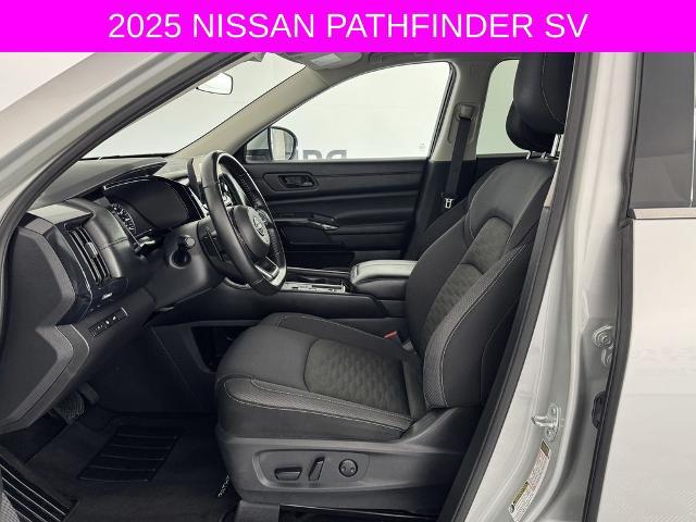 2025 Nissan Pathfinder SV FWD
