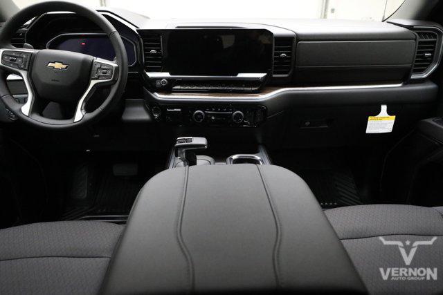 2026 Chevrolet Silverado 1500 4WD Crew Cab Standard Bed LT