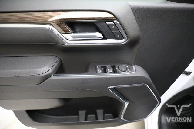 2026 Chevrolet Silverado 1500 4WD Crew Cab Standard Bed LT
