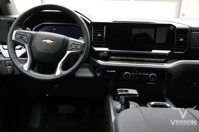 2026 Chevrolet Silverado 1500 4WD Crew Cab Standard Bed LT