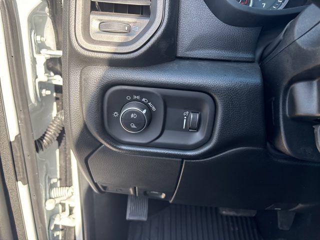 2026 Ram 2500 Black Express Crew Cab 4x4 6'4" Box