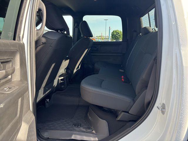 2026 Ram 2500 Black Express Crew Cab 4x4 6'4" Box