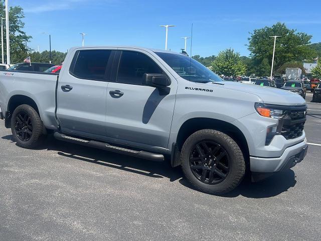 2024 Chevrolet Silverado 1500 4WD Crew Cab Short Bed Custom