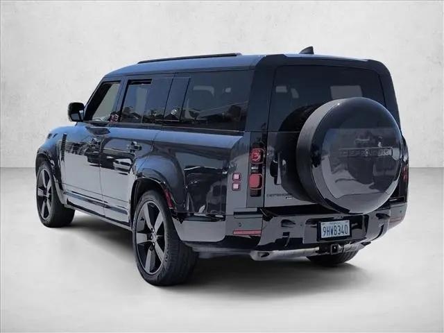 2023 Land Rover Defender 130 X-Dynamic SE