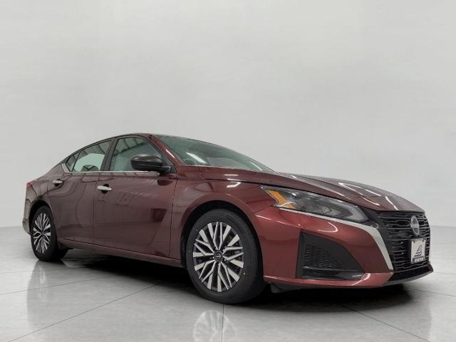 2025 Nissan Altima SV FWD for sale in Oshkosh, WI