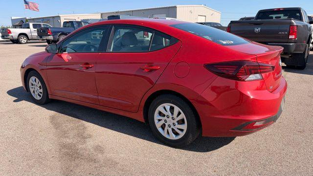 2019 Hyundai Elantra SE