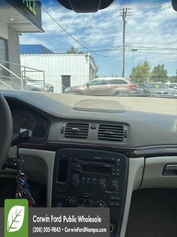 2004 Volvo S80 2.5T