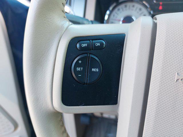 2013 Ford Expedition XLT