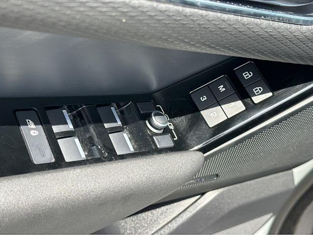 2022 Land Rover Range Rover Velar P250 R-Dynamic S