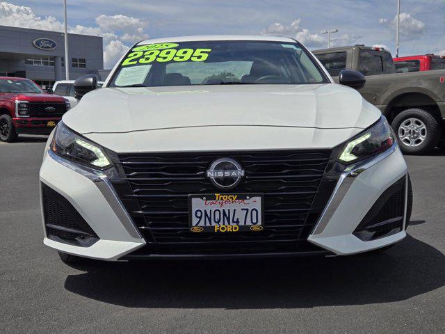 2025 Nissan Altima SV FWD