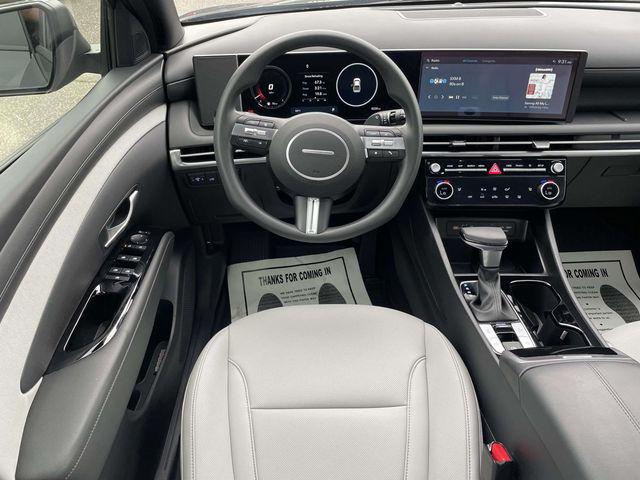 2025 Hyundai Santa Cruz SEL Activity