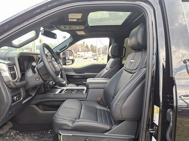 2025 Ford F-250 Platinum