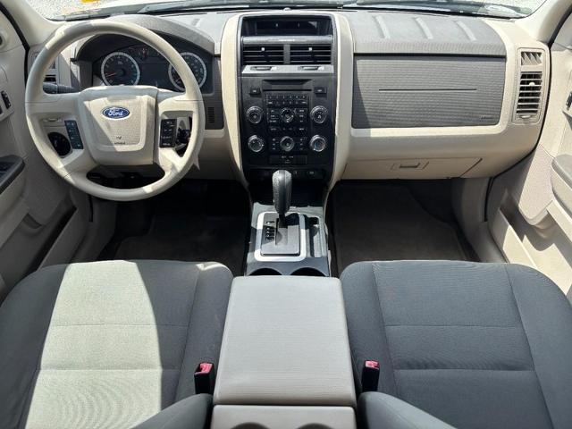 2011 Ford Escape XLS