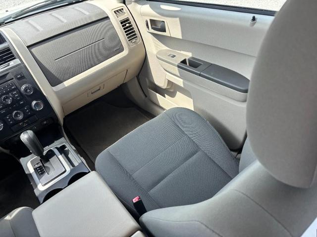 2011 Ford Escape XLS