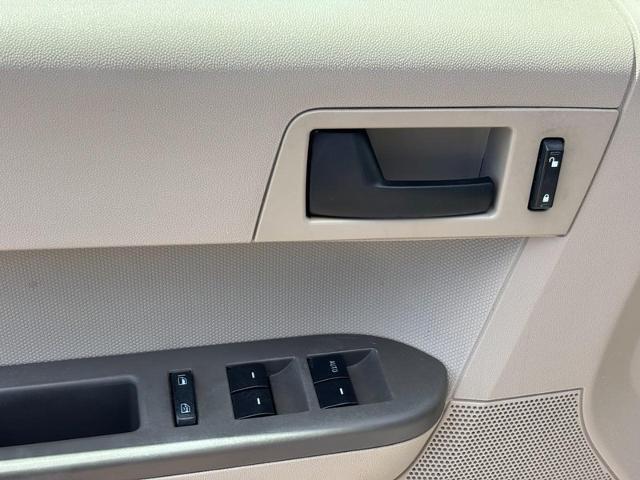 2011 Ford Escape XLS
