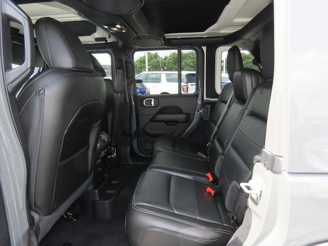 2020 Jeep Wrangler Sahara 4x4