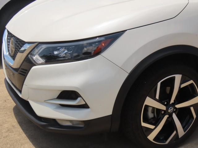 2021 Nissan Rogue Sport SL FWD Xtronic CVT