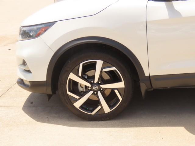 2021 Nissan Rogue Sport SL FWD Xtronic CVT