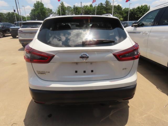 2021 Nissan Rogue Sport SL FWD Xtronic CVT