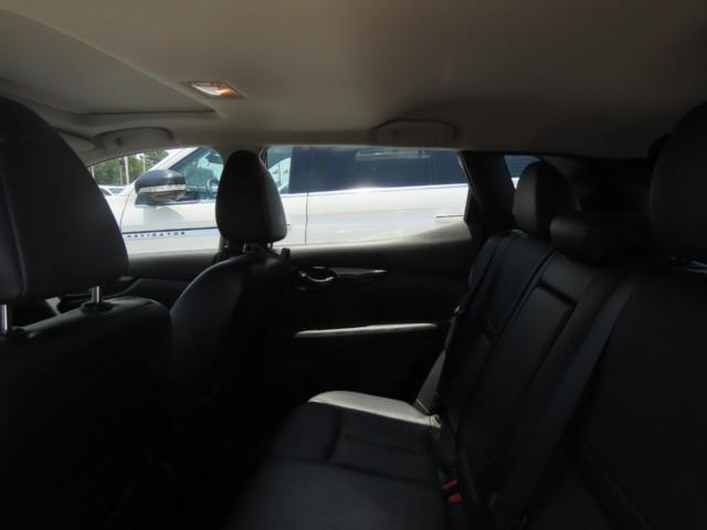 2021 Nissan Rogue Sport SL FWD Xtronic CVT