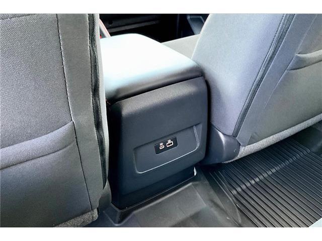2022 Nissan Frontier Crew Cab PRO-X 4x2