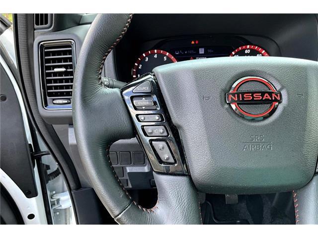 2022 Nissan Frontier Crew Cab PRO-X 4x2