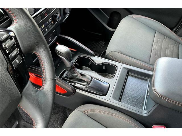 2022 Nissan Frontier Crew Cab PRO-X 4x2