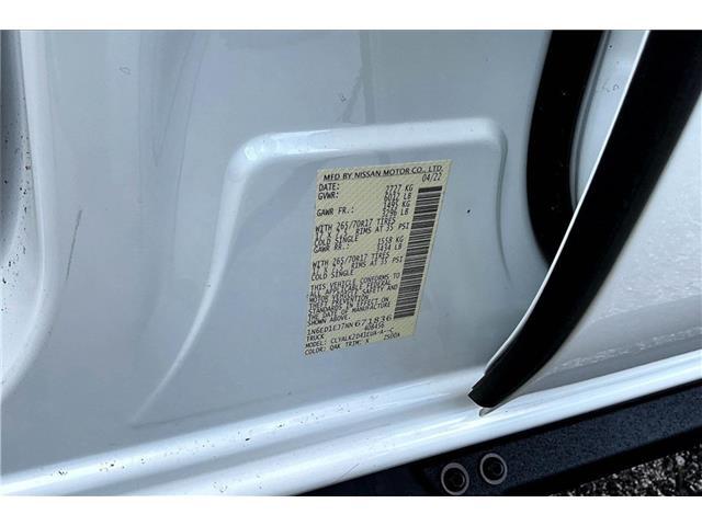 2022 Nissan Frontier Crew Cab PRO-X 4x2