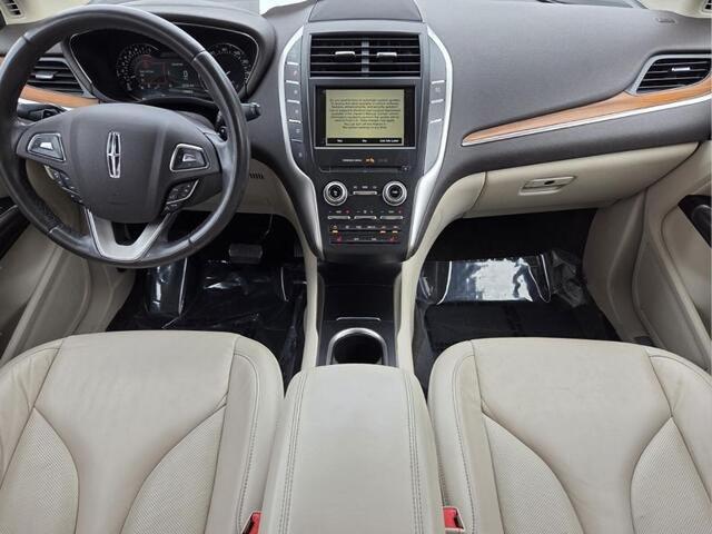 2017 Lincoln MKC Select