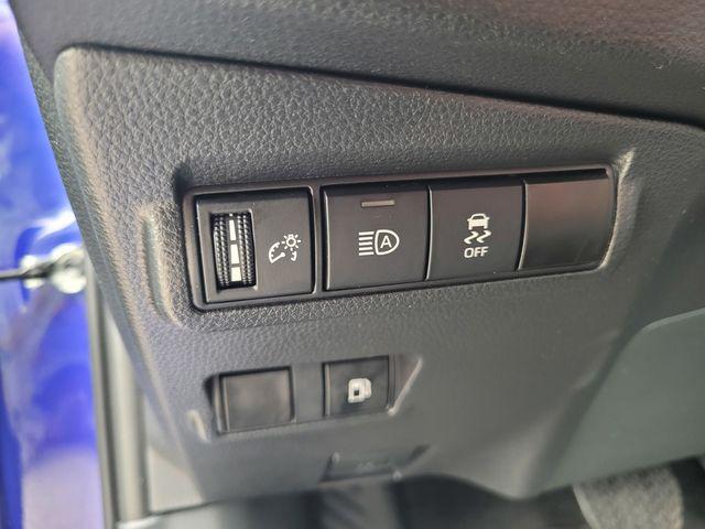 2024 Toyota Corolla Cross Hybrid SE
