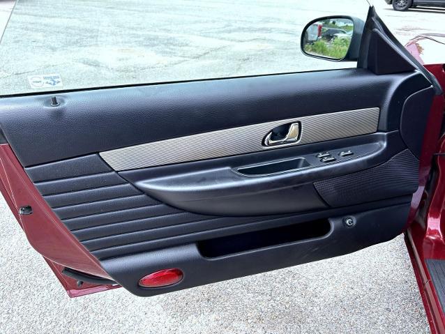 2004 Ford Thunderbird Base