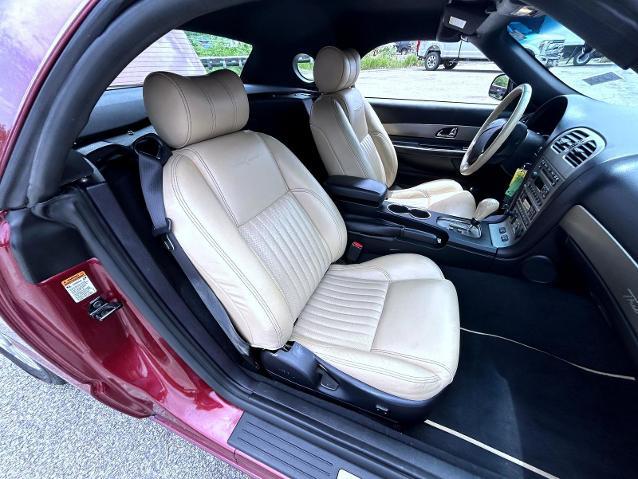 2004 Ford Thunderbird Base