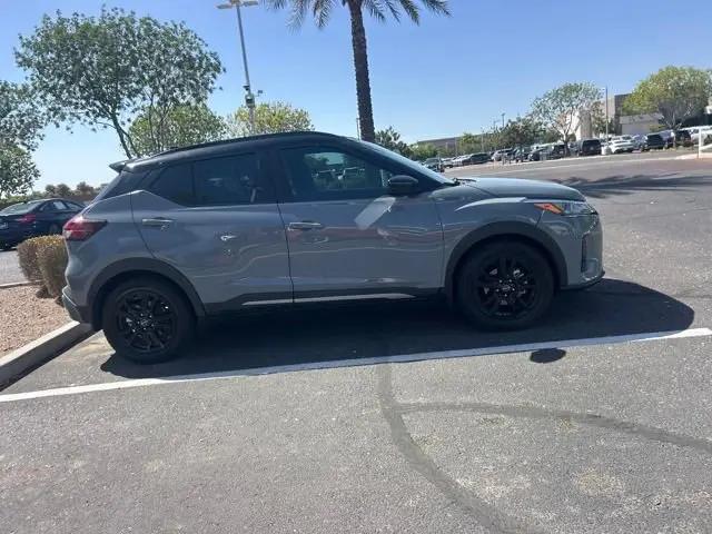 2023 Nissan Kicks SR Xtronic CVT