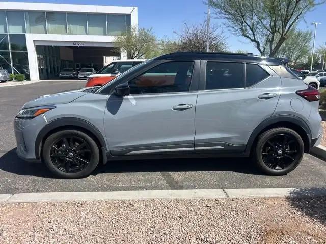 2023 Nissan Kicks SR Xtronic CVT