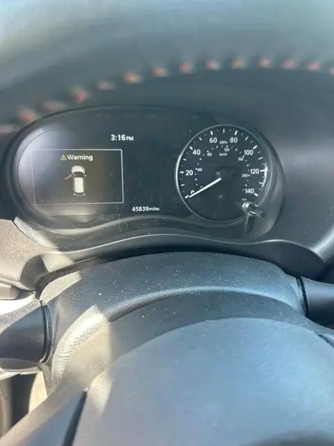2023 Nissan Kicks SR Xtronic CVT