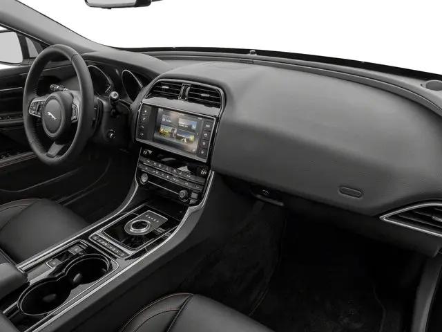 2018 Jaguar XE 25t